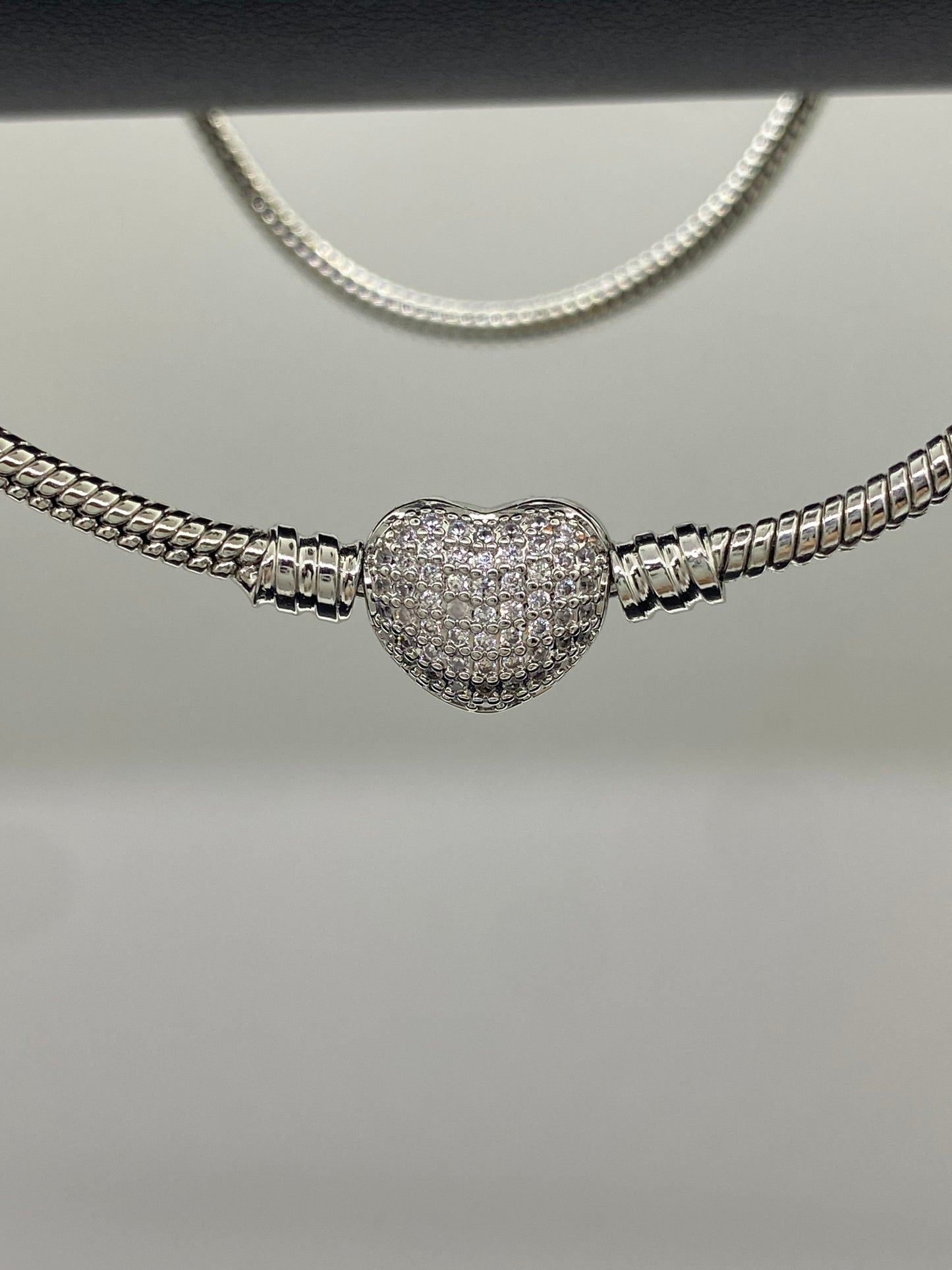 Set Argintiu: Colier și Brățară cu Pandantiv Inimă Pavé