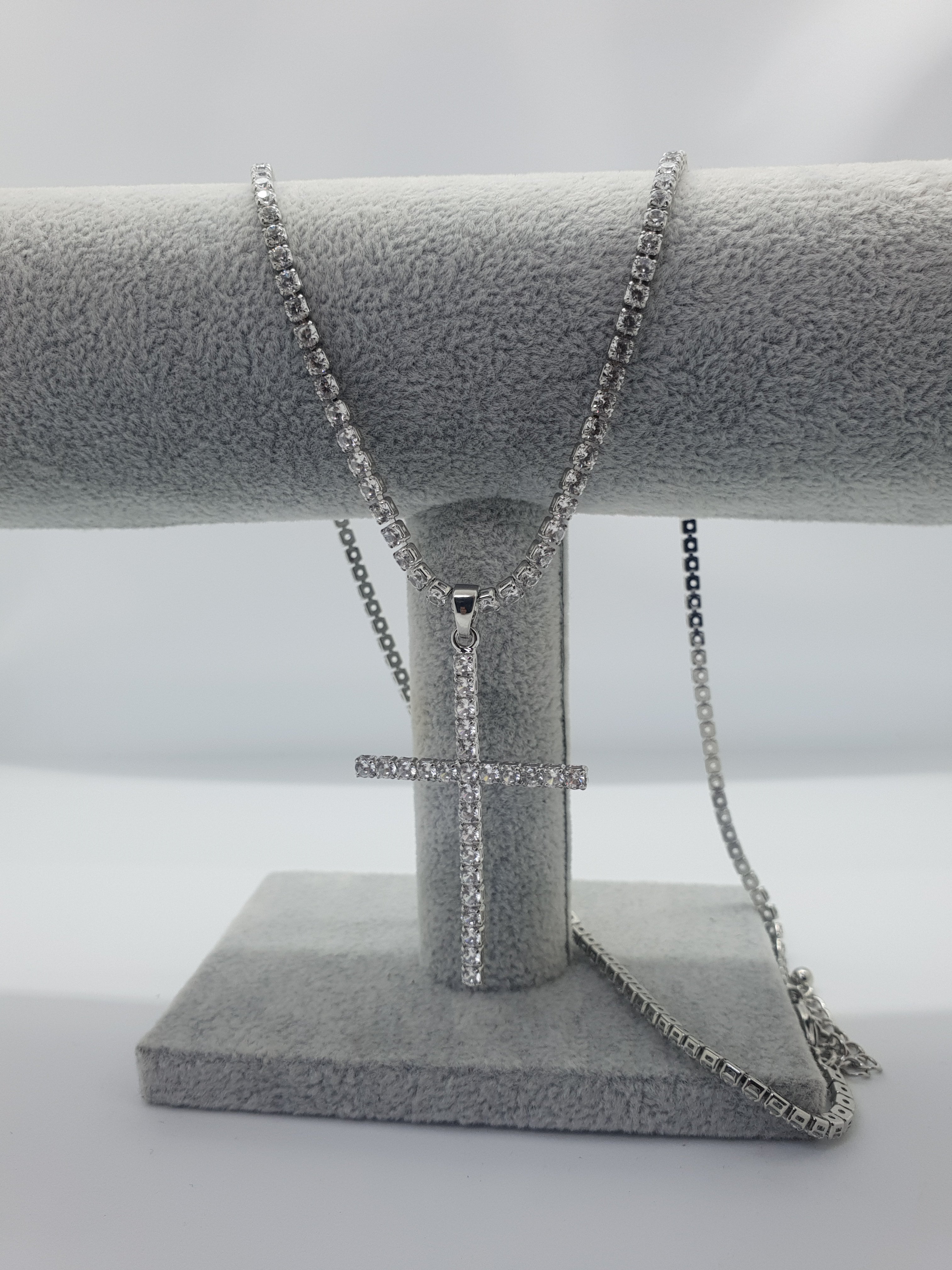 Lant Tennis Cross realizat din inox de calitate superioară TotalModa