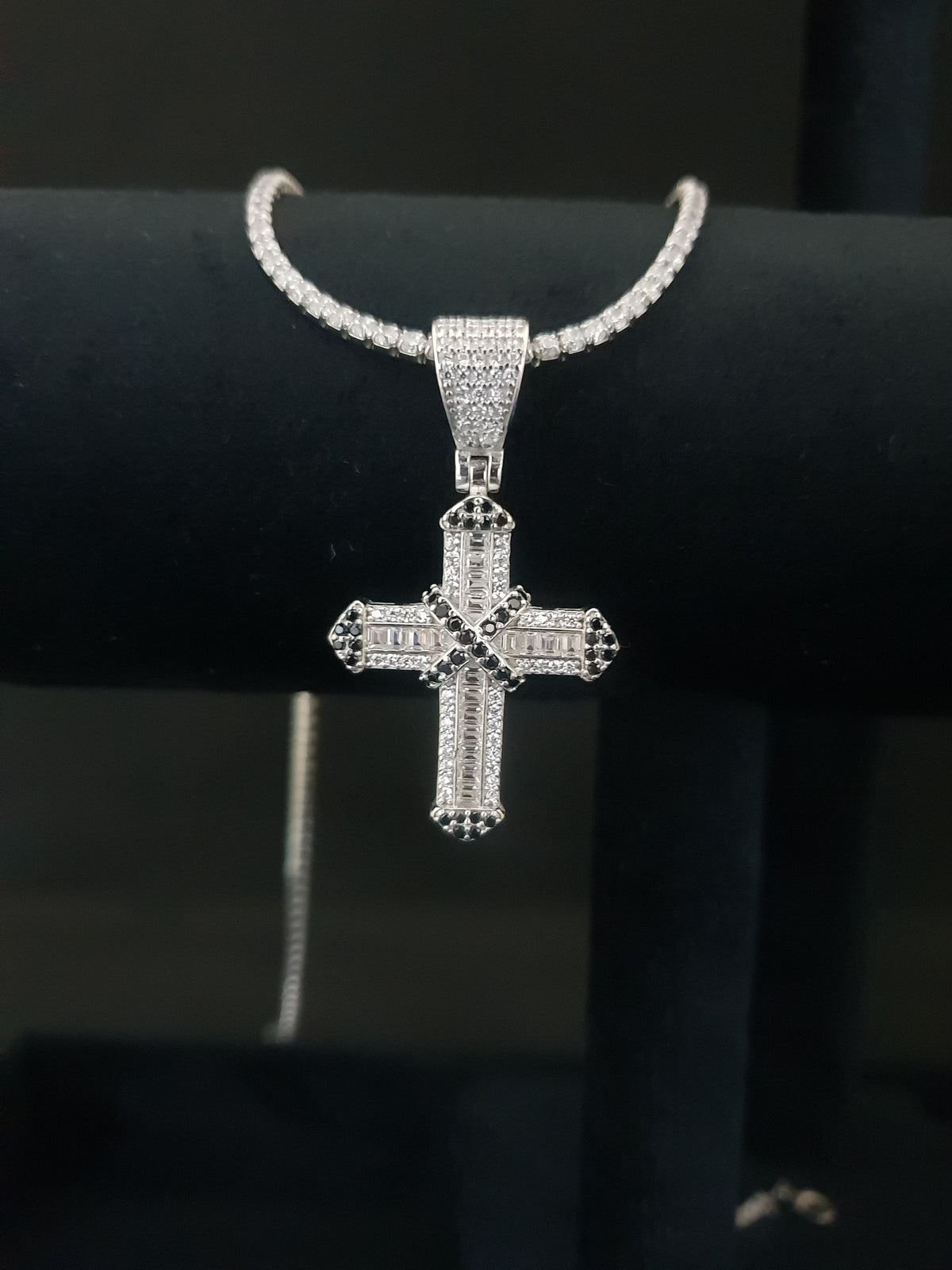 Pandantiv Cruce din Argint 925 Silver & Black cu Zirconiu, 4 cm - poza 3