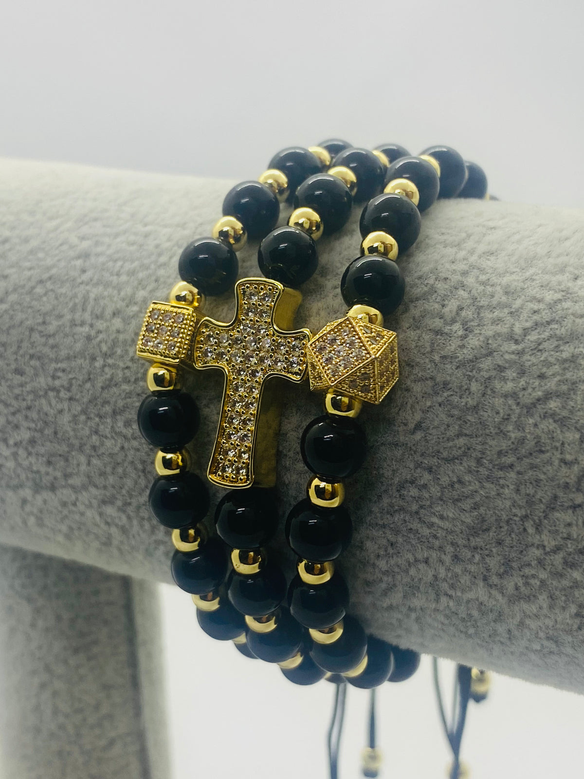 Detalii finisaj Gilded Onyx Trifecta din Inox