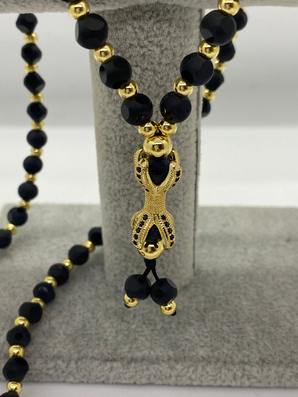 Lanț Bărbați din Inox cu Bile Negre și Pandantiv Gheară Black Gold Claw - 2