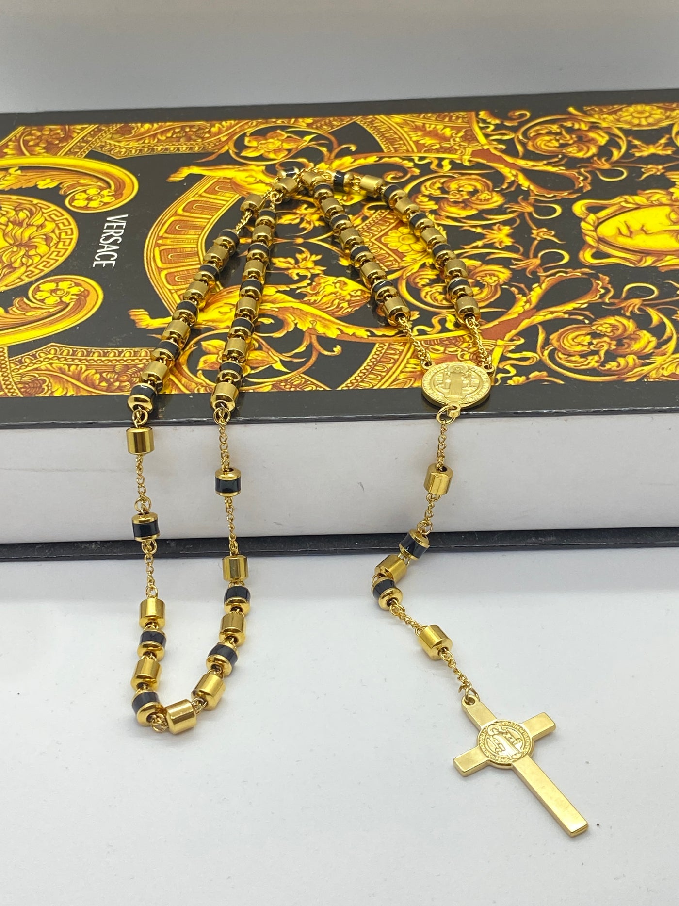 Colier tip Rozariu din Inox Placat cu Aur 18K cu Cristale Zirconia - poza 12