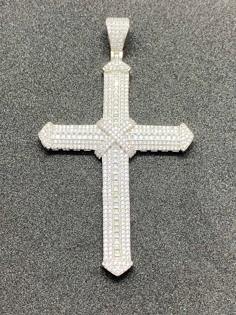 Detalii finisaj Pandantiv Cruce din Argint 925 Solena cu Zirconiu, 8 cm din Argint 925