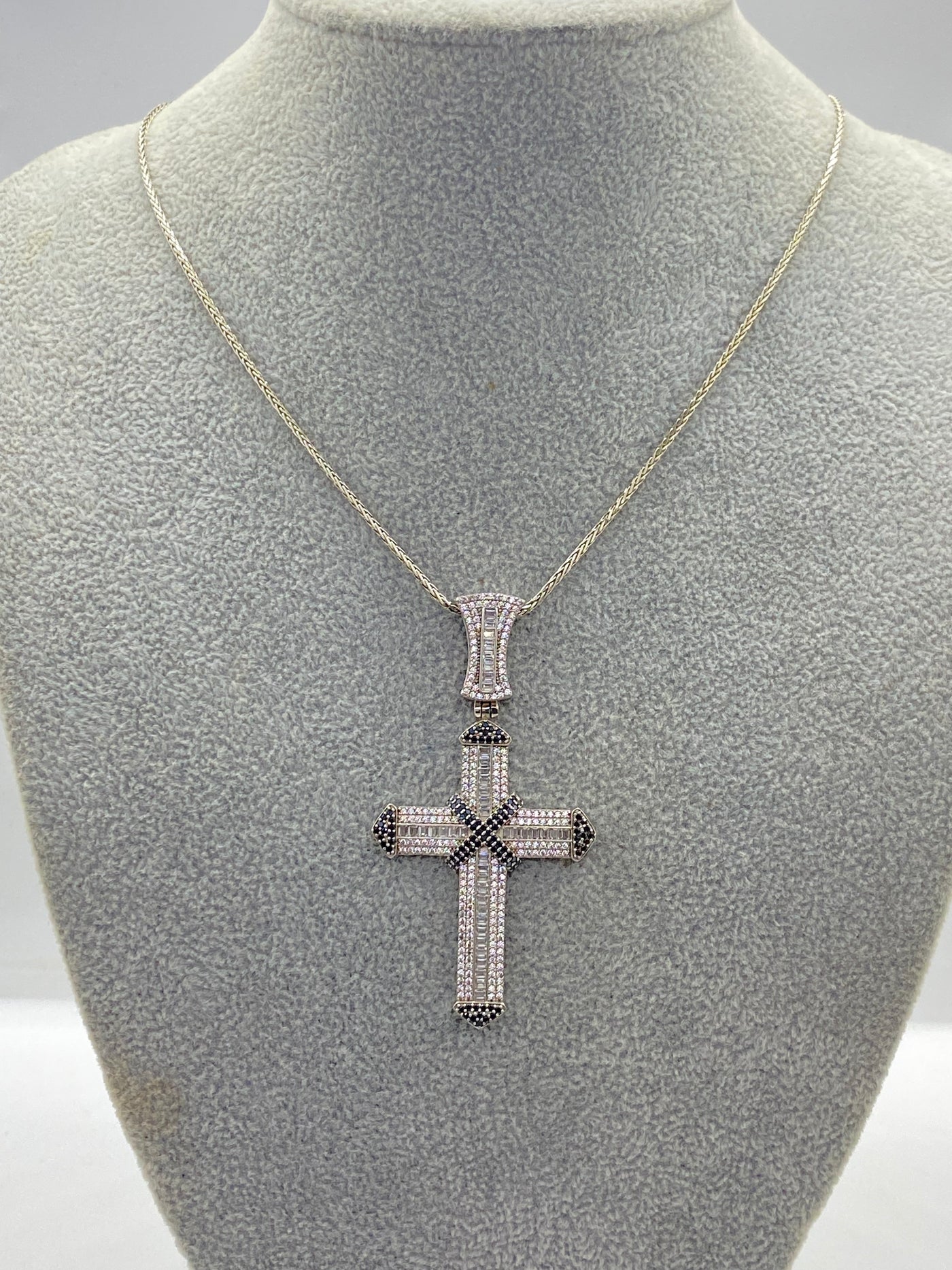 Set Bărbați: Lanț și Pandantiv Cruce din Argint 925 Ombre Diamond - poza 3