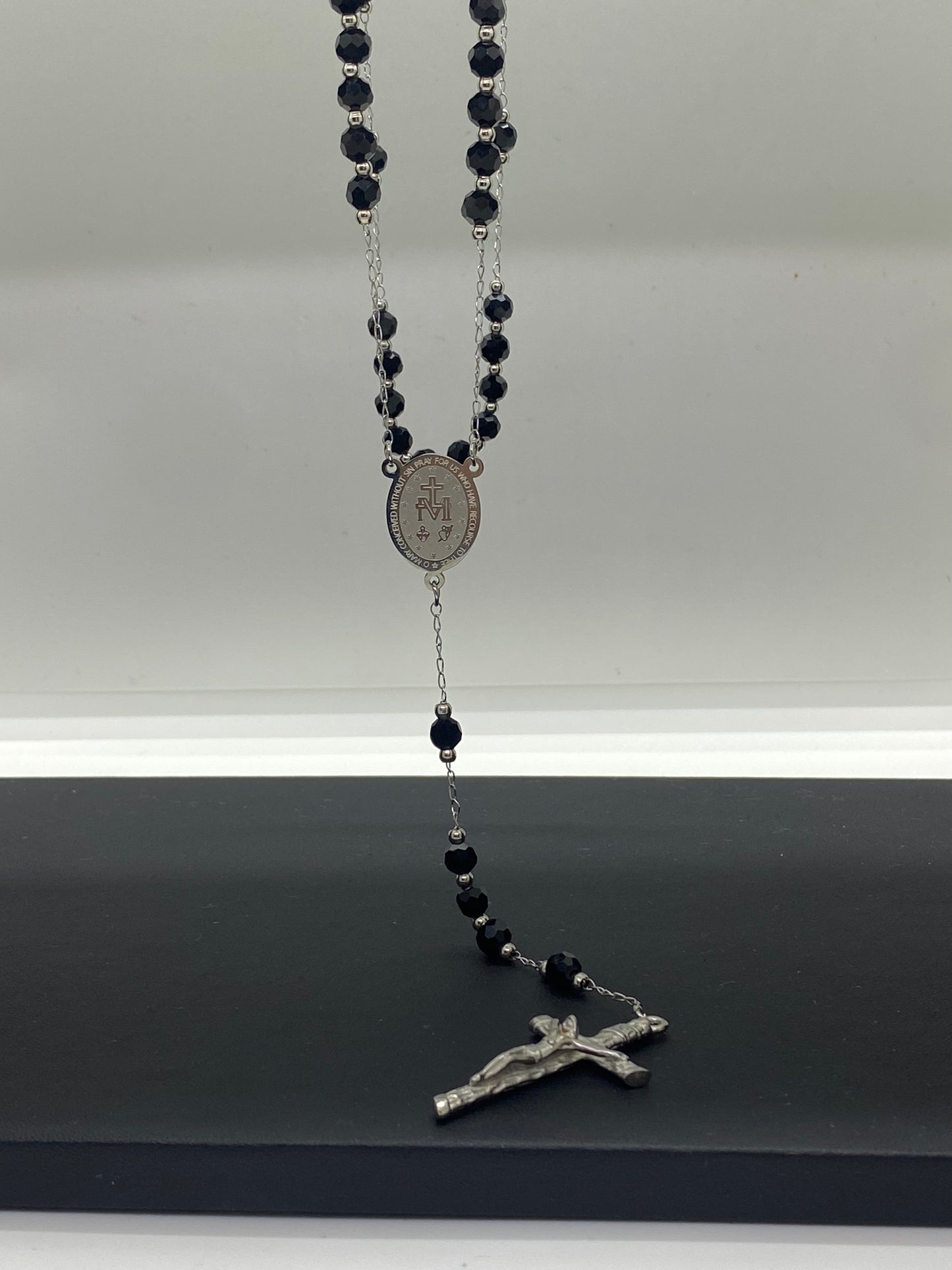 Colier Tip Rozariu "Protecție și Stil" – Oțel Inoxidabil Argintiu