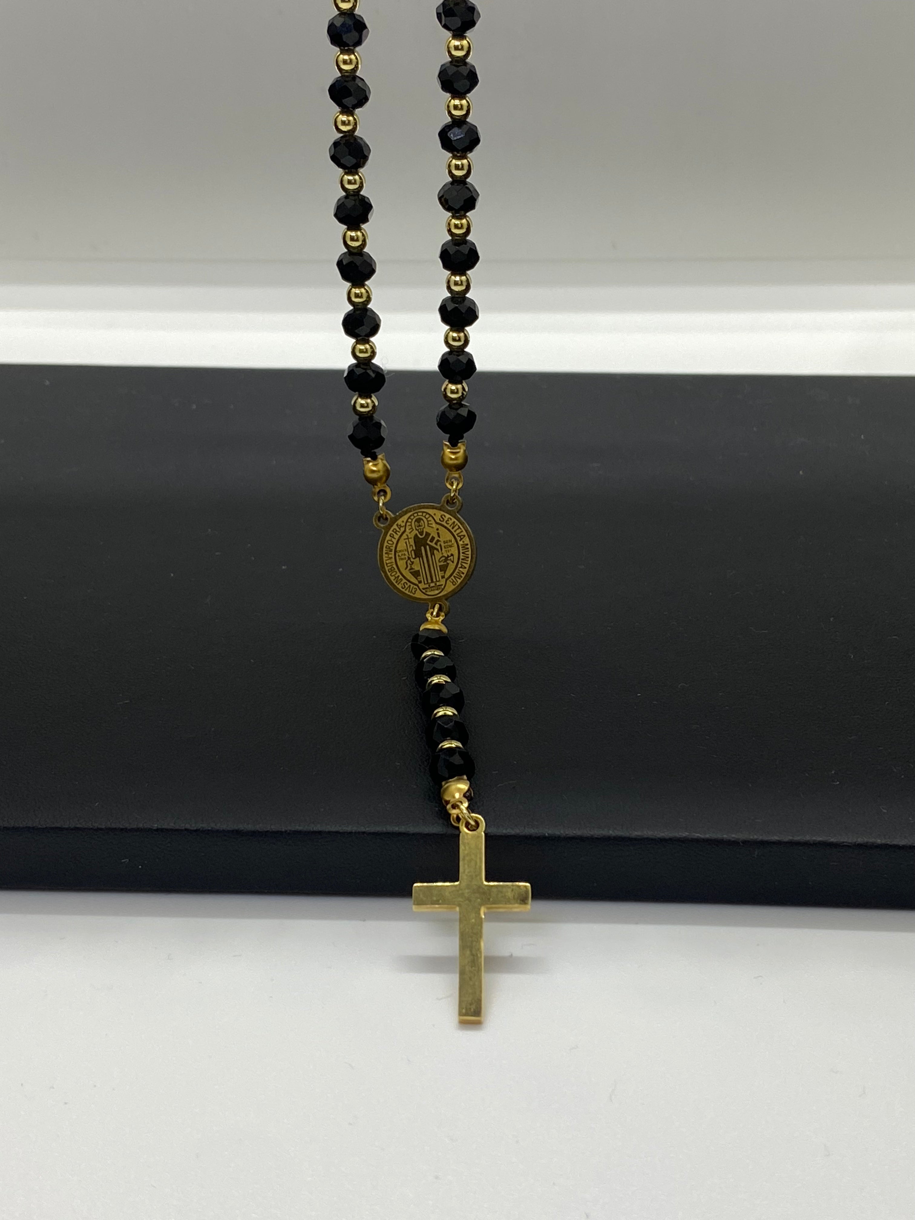 Vedere secundară Colier tip Rozariu din Inox Auriu cu Zirconiu Negru și Medalia Sfântului Benedict stil Chain