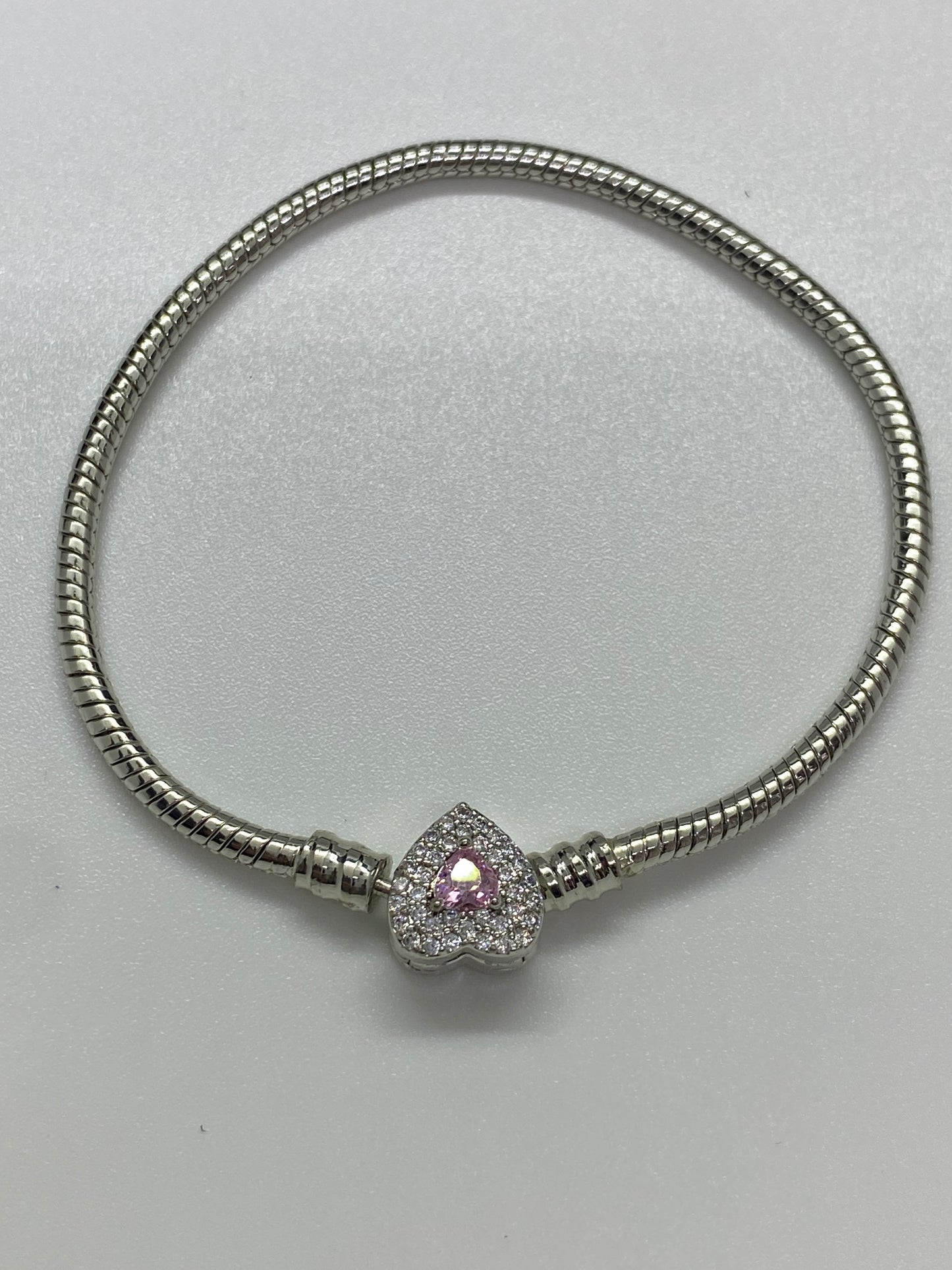 Set Argintiu: Colier și Brățară cu Pandantiv Inimă și Cristale