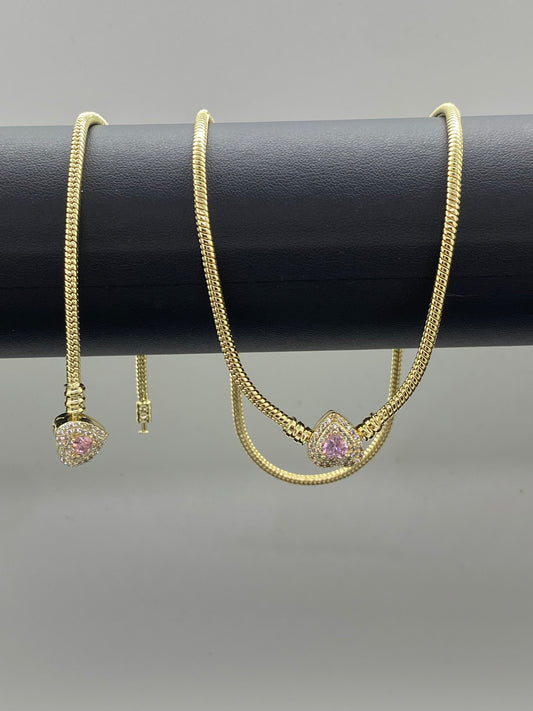 Set Auriu: Colier și Brățară cu Pandantiv Inimă și Cristale