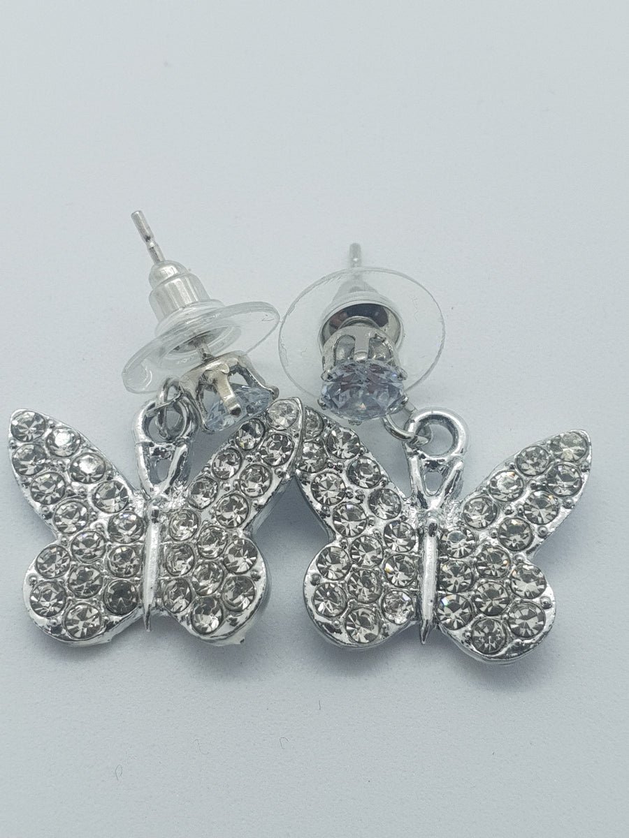 Detalii finisaj Cercei Silver Butterflies din Argint 925